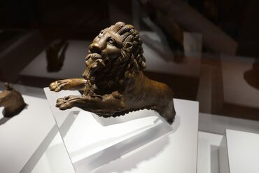 Le lion en bronze, époque romaine