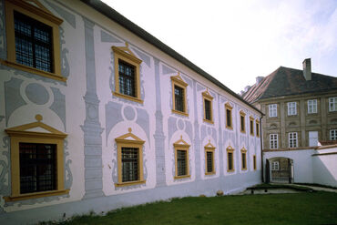 Sjeverno dvorište s rekonstrukcijom arheološkog nalazišta u Muzeja grada Zagreba