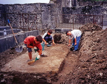 25826_vignette_Trait-Union-Oloron-fouilles-murailles-romaines-2003.jpg