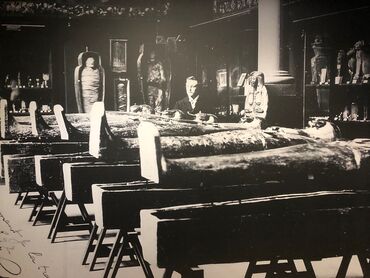 28323_vignette_Jean-Capart-dans-la-collection-egyptienne-en-1897-photo-MRAH.jpeg